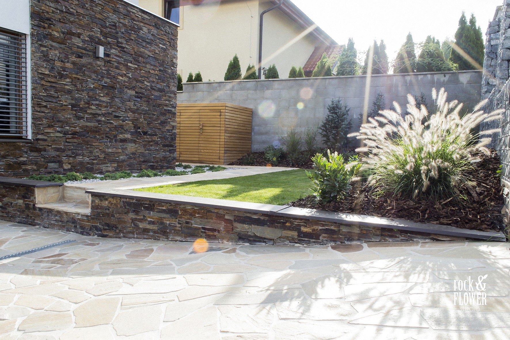 Nowoczesny ogród w Pradze, Rock&Flower studio