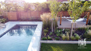 ogród łączonych materiałów